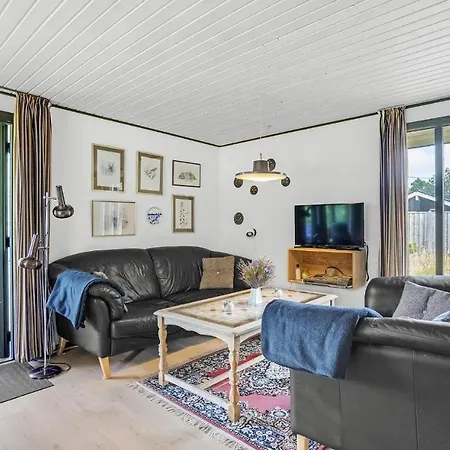 Holiday home Beautiful In With Kitchen Blavand